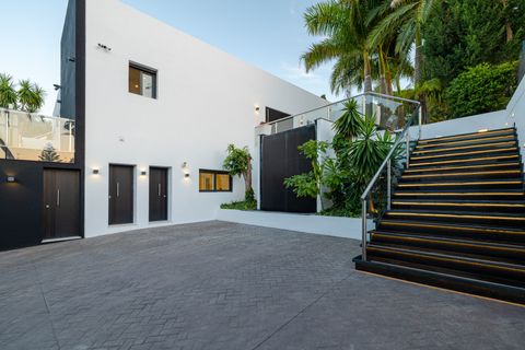 Villa a Marbella, Malaga, Marbella - € 3.950.000 | Ref: PANR-15069 - foto 31