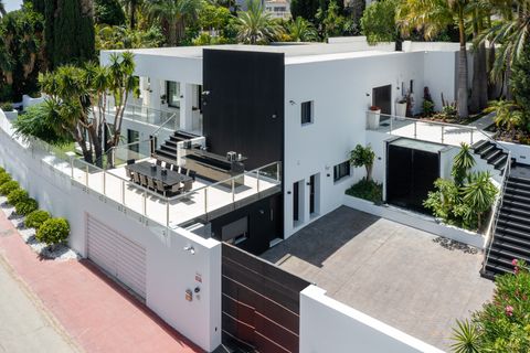 Villa a Marbella, Malaga, Marbella - € 3.950.000 | Ref: PANR-15069 - foto 33