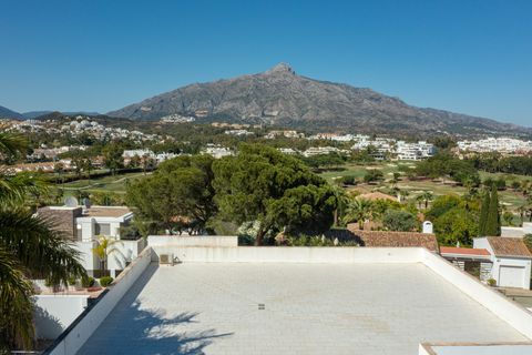 Villa a Marbella, Malaga, Marbella - € 3.950.000 | Ref: PANR-15069 - foto 37