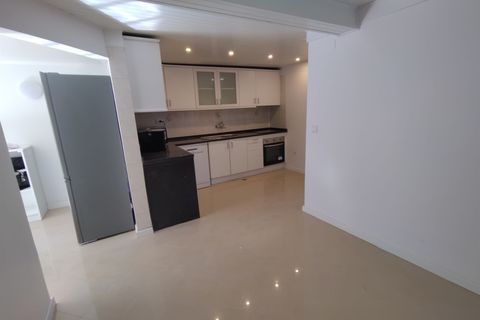Villa i Lisbon, Lisbon, Lisbon - € 555.000 | Ref: DH595 - foto 23