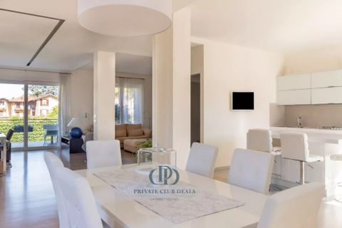 Villa a Varese, Varese, Varese - € 1.100.000 | Ref: 82888334 - foto 9