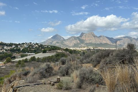 Helårsgrund i La Nucia, Alicante, La Nucia - € 190.000 | Ref: 4836 - foto 1