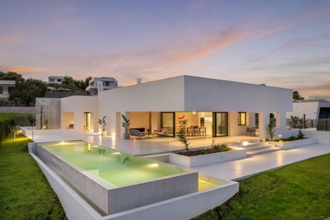 Villa i Cabo Roig, Alicante, Cabo Roig - € 2.550.000 | Ref: MLSC2400156 - foto 1