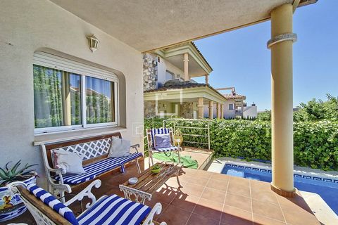 Villa a Cubelles, Barcelona, Cubelles - € 460.000 | Ref: VIL52144 - foto 13