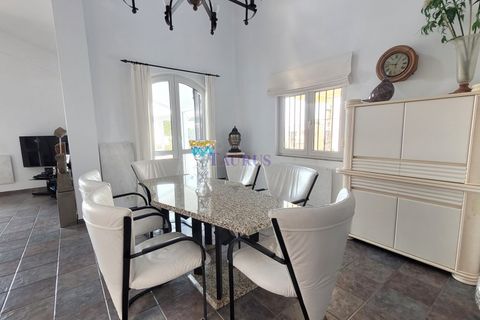 Villa a Sayalonga, Malaga, Sayalonga - € 1.350.000 | Ref: C3870 - foto 9