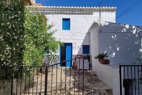 Landsbyhus i Sayalonga, Malaga, Sayalonga - € 83.000 | Ref: C1617 - foto 1