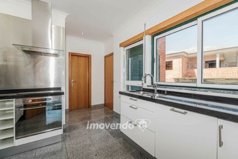 Villa i Barcarena, Lisbon, Barcarena - € 1.150.000 | Ref: IMO-79427 - foto 12