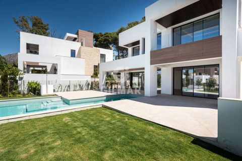 Villa i Marbella, Malaga, Marbella - € 4.500.000 | Ref: 198616 - foto 42