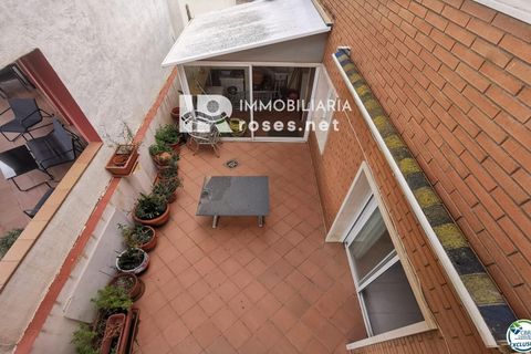 Villa a Roses, Gerona, Roses - € 286.000 | Ref: 3040 - foto 18