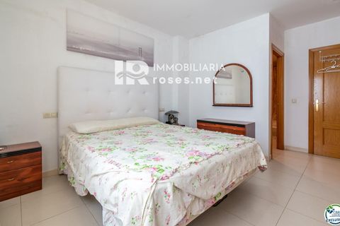 Villa a Roses, Gerona, Roses - € 286.000 | Ref: 3040 - foto 21