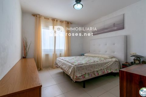 Villa a Roses, Gerona, Roses - € 286.000 | Ref: 3040 - foto 29