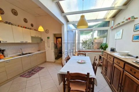 Byhus i Viareggio, Lucca, Viareggio - € 300.000 | Ref: D221 - foto 3