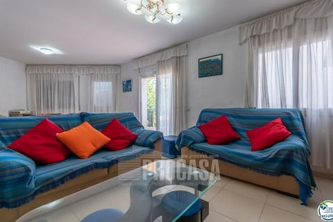 Villa a Roses, Gerona, Roses - € 286.000 | Ref: 3379 - foto 25