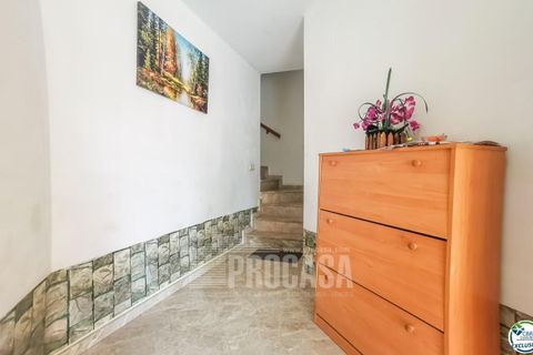 Villa a Roses, Gerona, Roses - € 286.000 | Ref: 3379 - foto 29