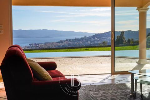 Villa a Ajaccio, Corse-du-Sud, Ajaccio - € 1.960.000 | Ref: RVA37 - foto 4