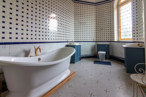 Villa a Jarnac, Charente, Jarnac - € 1.750.000 | Ref: BVI70783 - foto 12