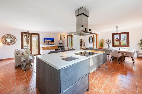 Landejendom i Alcudia, Mallorca, Alcudia - € 2.690.000 | Ref: ALC50023RMETV - foto 9