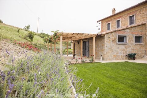 Farm hus i Pienza, Siena, Pienza - € 1.490.000 | Ref: TLCA78 - foto 2