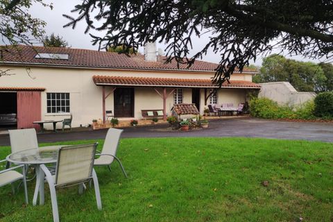 Villa i Montbron, Charente, Montbron - € 162.000 | Ref: BVI67795 - foto 15