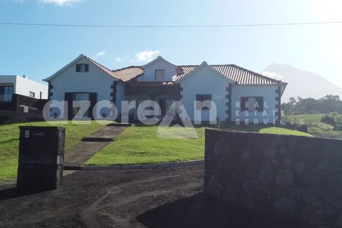 Villa a Madalena, Pico, Madalena - € 699.000 | Ref: 21151 - foto 2