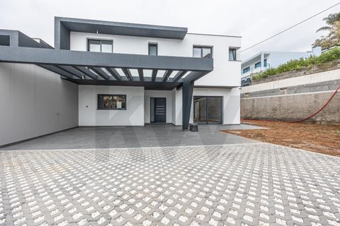 Byhus i Funchal, Madeira, Funchal - € 750.000 | Ref: 1212-8168 - foto 1