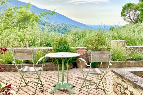 Landejendom i Oppède, Vaucluse, Oppède - € 1.500.000 | Ref: 84204521 - foto 1
