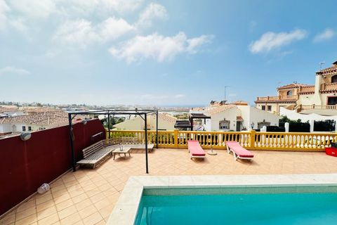 Villa i Torrox Costa, Malaga, Torrox Costa - € 800.000 | Ref: MLH736 - foto 14