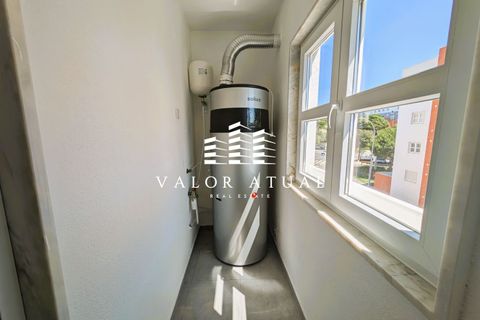 Lejlighed i Amadora, Lisbon, Amadora - € 450.000 | Ref: 70JN24 - foto 8