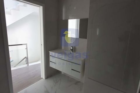 Villa i Seixal, Setubal, Seixal - € 725.000 | Ref: LOU-211868 - foto 10