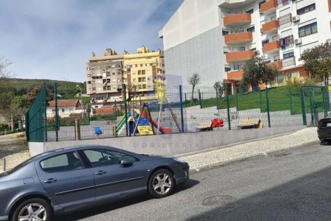 Helårsgrund i Amadora, Lisbon, Amadora - € 85.000 | Ref: VAT-215757 - foto 5