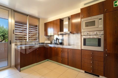 Villa i Guia, Faro, Guia - € 1.400.000 | Ref: USG025/2024 - foto 6