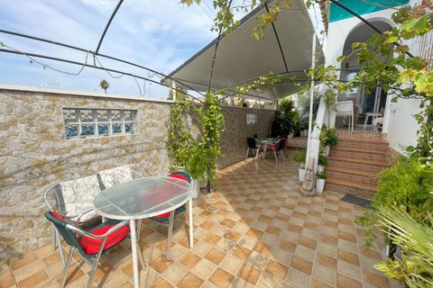 Villa i Torrevieja, Alicante, Torrevieja - € 375.000 | Ref: C-1119 - foto 2