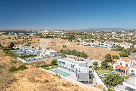Villa i Albufeira, Faro, Albufeira - € 2.750.000 | Ref: KP1243 - foto 34