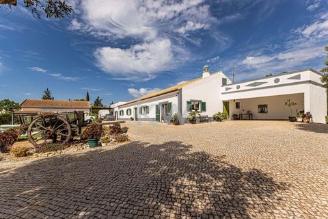 Villa i Carvoeiro, Faro, Carvoeiro - € 2.490.000 | Ref: KWPT-001168 - foto 1