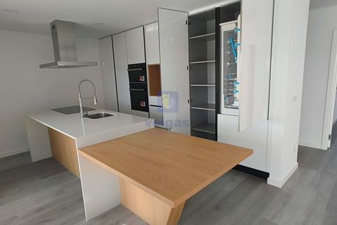 Villa i Seixal, Setubal, Seixal - € 765.000 | Ref: ALVER-215595 - foto 2