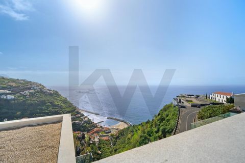 Byhus i Calheta, Madeira, Calheta - € 4.100.000 | Ref: KWPT-004874 - foto 17