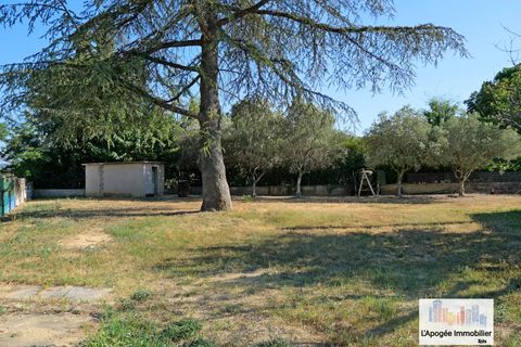 Terra a Uzes, Gard, Uzes - € 167.000 | Ref: 85164814 - foto 2