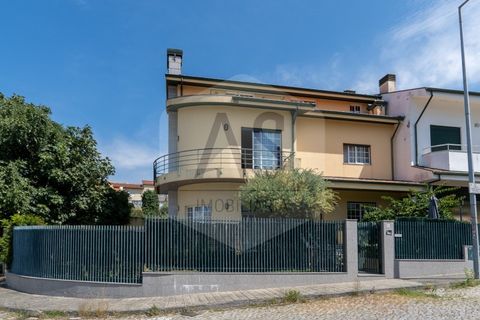 Villa a Rio Tinto, Porto, Rio Tinto - € 395.000 | Ref: AS1086 - foto 39