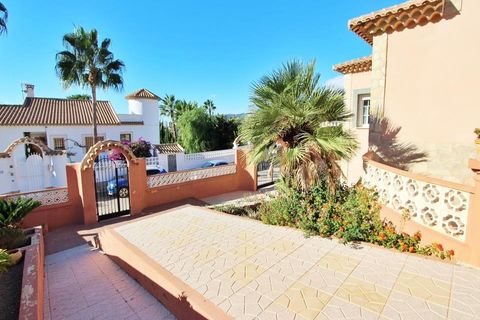 Villa i Calpe, Alicante, Calpe - € 720 000 | Ref: HO357004 - foto 2