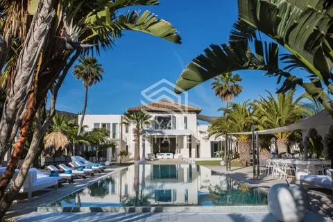 Villa Cala Jondal, Ibiza - foto 1
