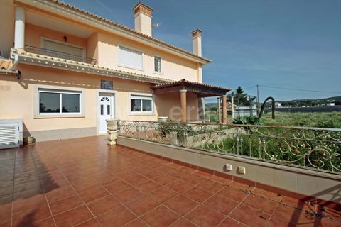 Villa a Faro, Faro, Faro - € 700.000 | Ref: 014240043 - foto 11