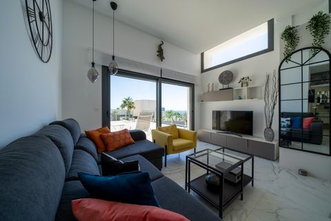 Villa a Finestrat, Alicante, Finestrat - € 7.000/mes | Ref: ALQFT502933/6084 - foto 2