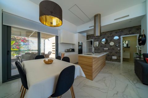 Villa a Finestrat, Alicante, Finestrat - € 7.000/mes | Ref: ALQFT502933/6084 - foto 7