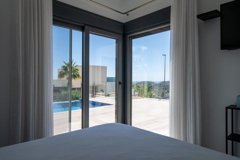 Villa a Finestrat, Alicante, Finestrat - € 7.000/mes | Ref: ALQFT502933/6084 - foto 16