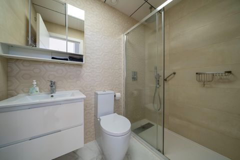 Villa a Finestrat, Alicante, Finestrat - € 7.000/mes | Ref: ALQFT502933/6084 - foto 24