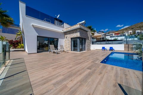 Villa a Finestrat, Alicante, Finestrat - € 7.000/mes | Ref: ALQFT502933/6084 - foto 30