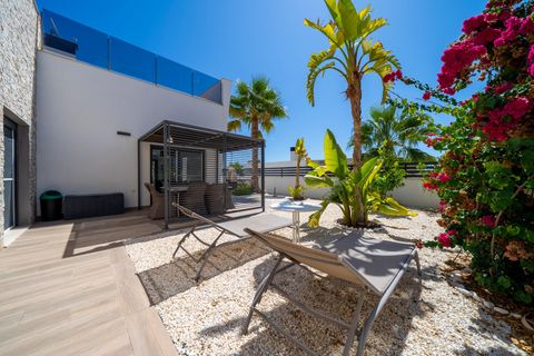 Villa a Finestrat, Alicante, Finestrat - € 7.000/mes | Ref: ALQFT502933/6084 - foto 45