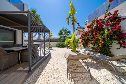 Villa a Finestrat, Alicante, Finestrat - € 7.000/mes | Ref: ALQFT502933/6084 - foto 46