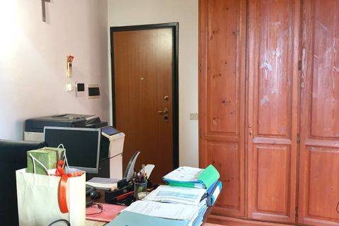 Lejlighed i Parma, Parma, Parma - € 40.000 | Ref: 2309 - foto 9
