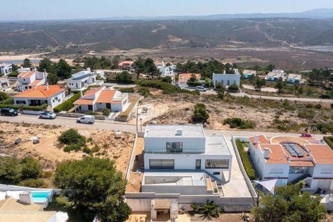 Villa i Aljezur, Faro, Aljezur - € 950.000 | Ref: C0369-00669 - foto 11